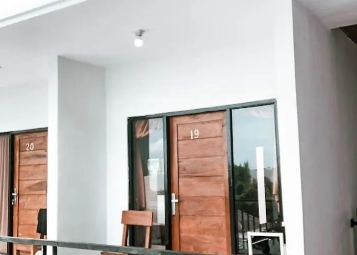 Pensión Canggu77